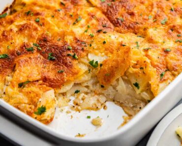 The Best Cheesy Scalloped Potatoes