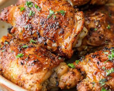 Crispy Baked Chicken Thighs – Spend With Pennies