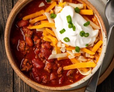 Instant Pot Chili | Cookies and Cups